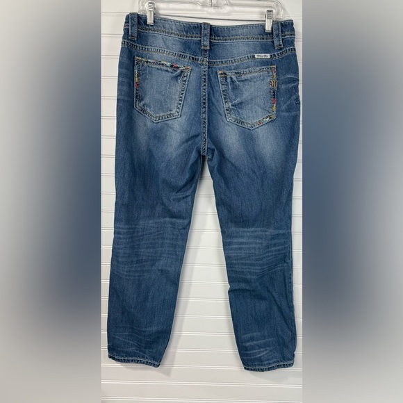 Miss Me women’s colorful embroidered Boyfriend Ankle denim jeans. Size 30 - Picture 4 of 9